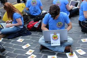 Group of actors advertising fringe performance Chatroom on the Royal Mile - photo credit Abigail Robinson