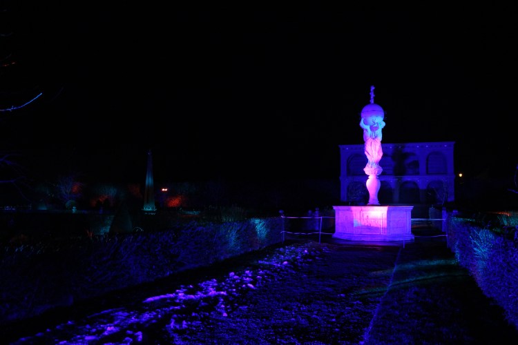 Illuminated fountain statue in the Elizabethan Garden at Kenilwoth Castle 15 Dec 2017 - photo credit Abigail Robinson