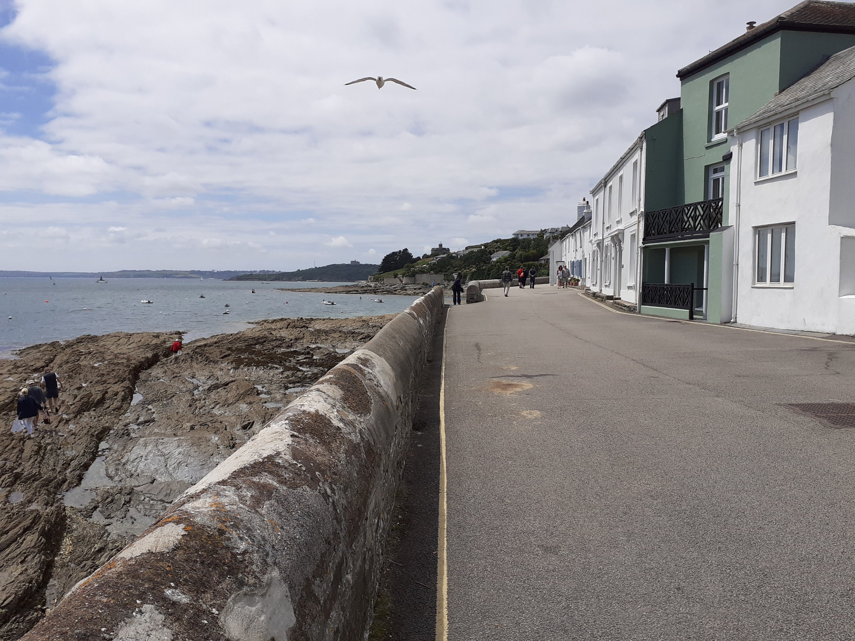 Stroll St Mawes towards Castle Cornwall SC Skillman