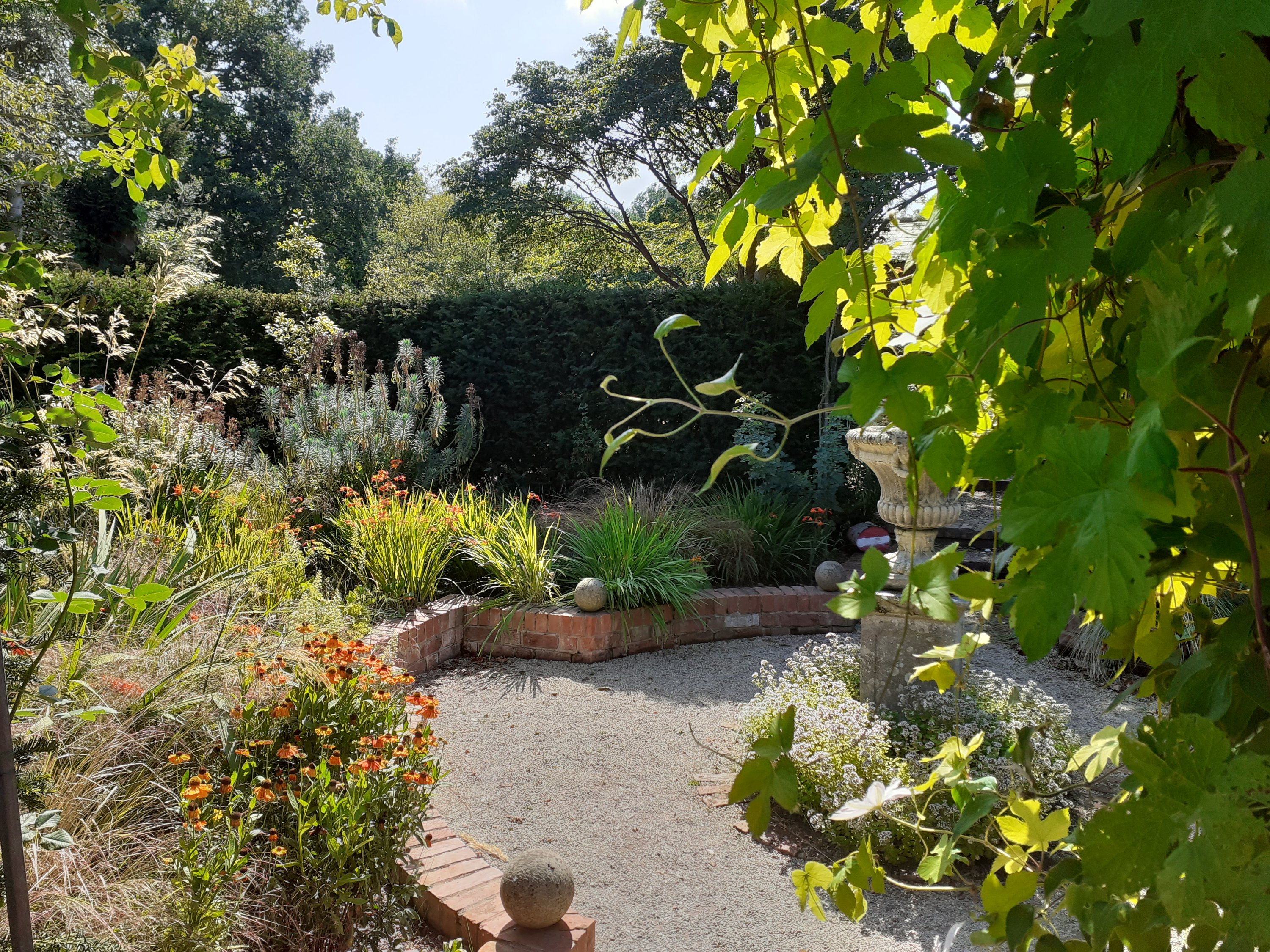 garden Coughton Court Warwickshire
